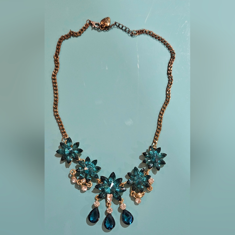 Rare Betsey Johnson Peacock Teal Blue and Gold Floral Sparkling Necklace HTF